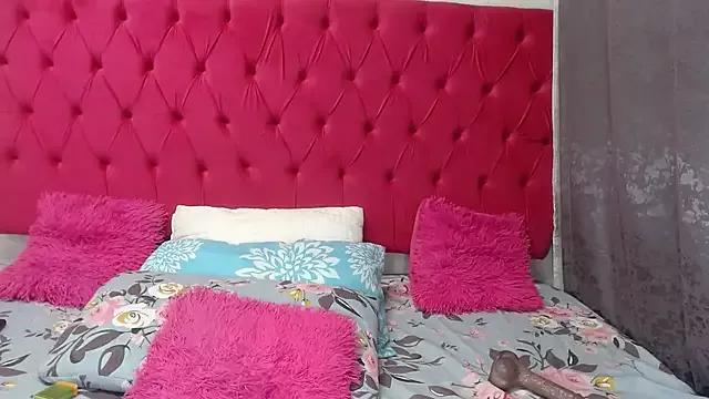 BarbieDollBoobz on StripChat 