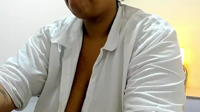 BellaNixs on StripChat 