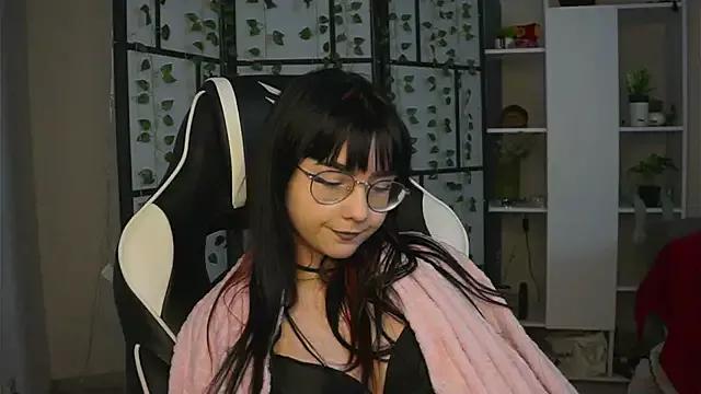 BereniceBattersby on StripChat 