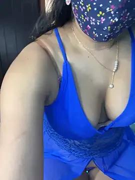 Berry_blossom — Dildo fuck & squirt 