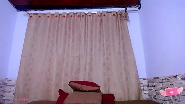 Bicky_24 on StripChat