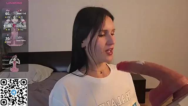 Bonnie_White on StripChat 