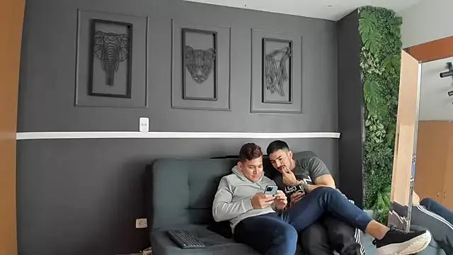 buddys_team_hots from StripChat