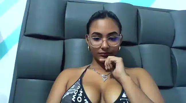 bunnysmooth on StripChat 