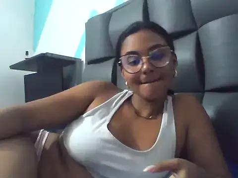 bunnysmooth on StripChat 