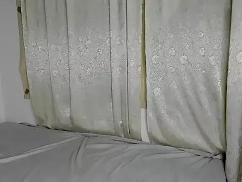 caramelo_passion on StripChat 