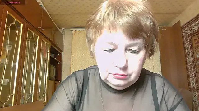 Casey_peach on StripChat