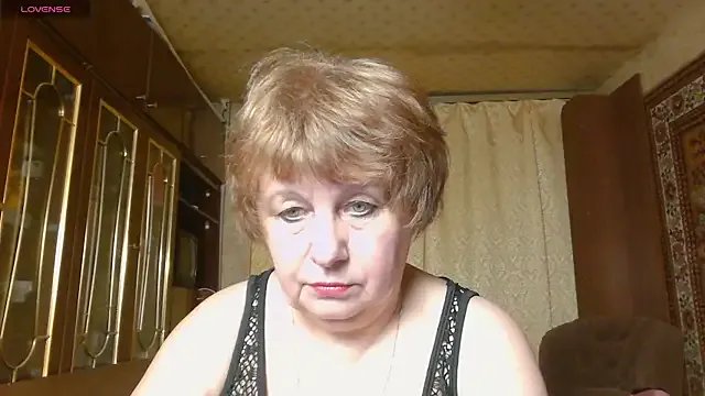 Casey_peach on StripChat