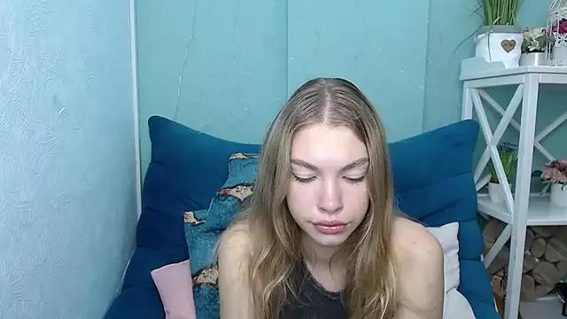 CassieDi on StripChat 
