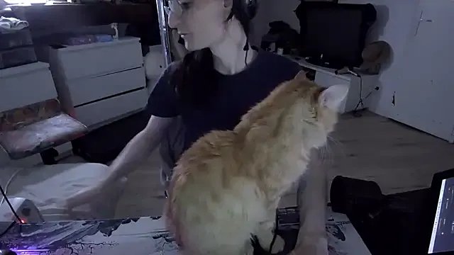 CeriseLapine on StripChat