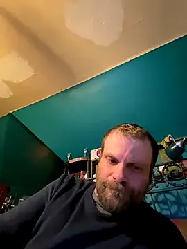 charactrzero on StripChat