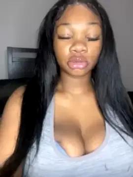 CharismaaBanx on StripChat