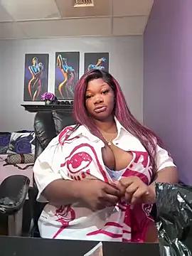 CharismaaBanx on StripChat