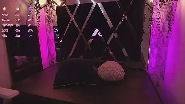 charlotte_bluee — totally nude just bondage