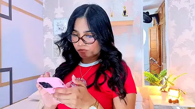 CharlotteGraay on StripChat