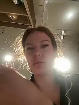 Chloemillerrxx — Show ass