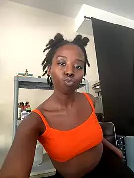 choclatepeaach on StripChat