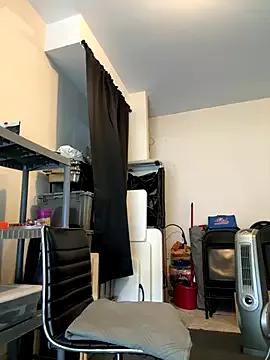 choclatepeaach on StripChat