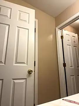 choclatepeaach on StripChat