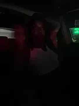 choclatepeaach on StripChat