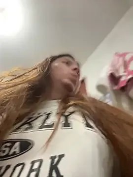 Cloew_Marz on StripChat