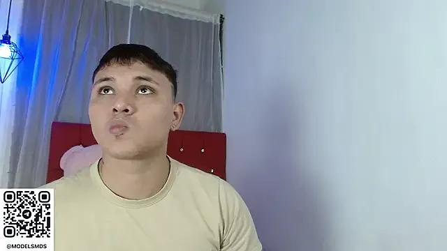 couple_lovelyds — fuck and missionary+toch clit