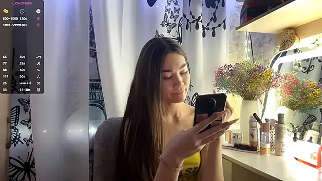 Cuteviola — I'll show you the color of my panties