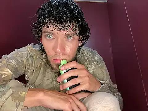 daddyforshort8 on StripChat 