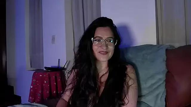 DeesseLuxure on StripChat 