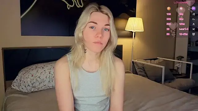 DianeHonnette on StripChat