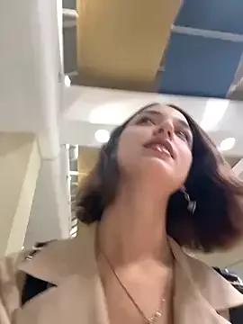 DollyTall on StripChat 