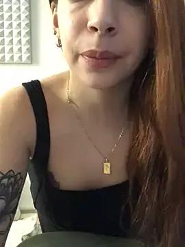 EffyScarlet from StripChat