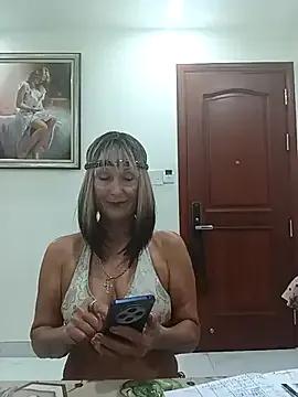 Eliza_Wendy — Striptease for my sexy tokens guys only