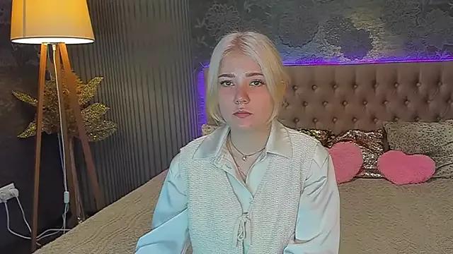 Ella_Mayers on StripChat 