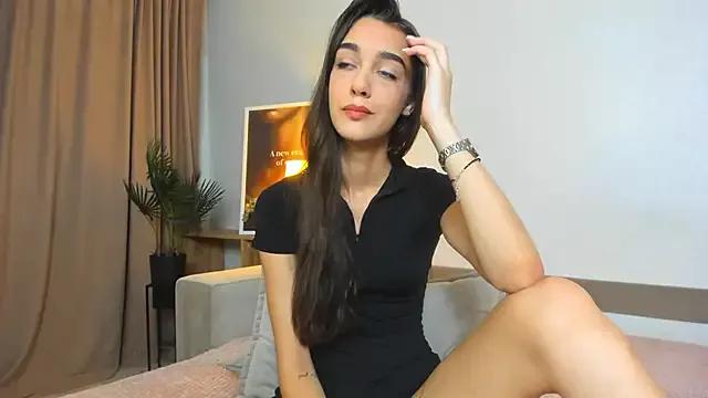 Elli_Lourence from StripChat
