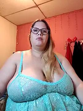 EllisW8 on StripChat 