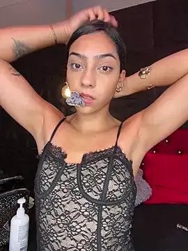 Ema_azel on StripChat