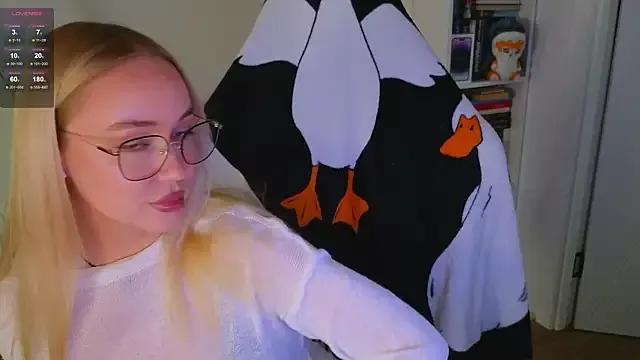 Emili1- on StripChat