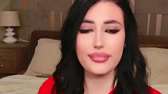 EmmaLawrens on StripChat 