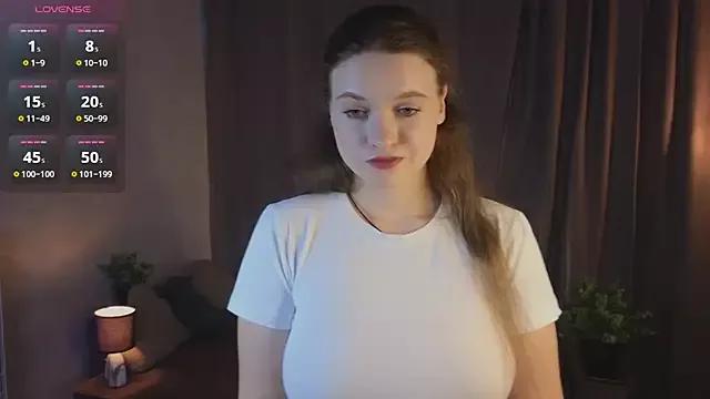 EmmaLoCute from StripChat