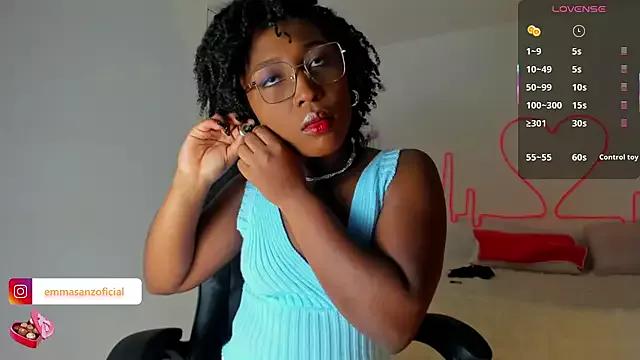 EmmaSanzz_ from StripChat