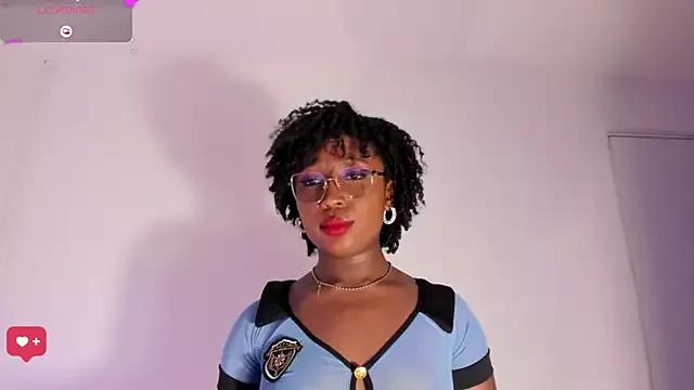 EmmaSanzz_ from StripChat
