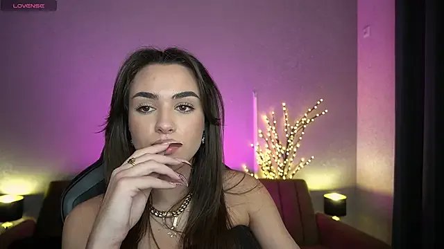 EricaSin on StripChat