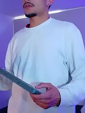 eross_chipre_ on StripChat