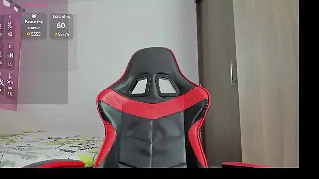 ESMERALDA-BLUE on StripChat 
