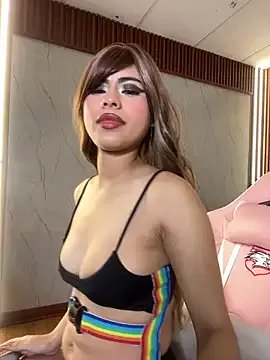 Eva_Feller69 on StripChat