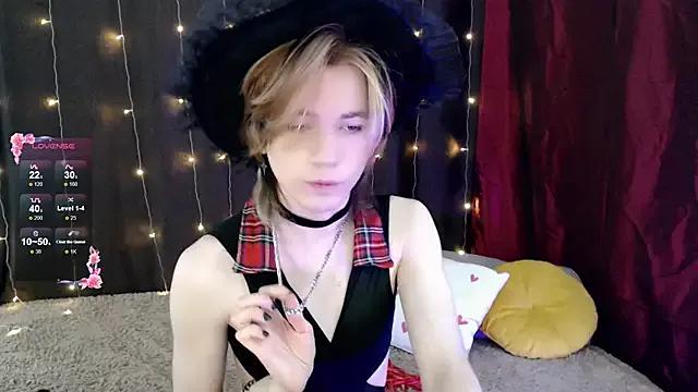 evan_reinhart — take off my top