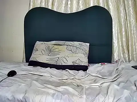 Exotic_FreakyQueen — Show me some love daddy