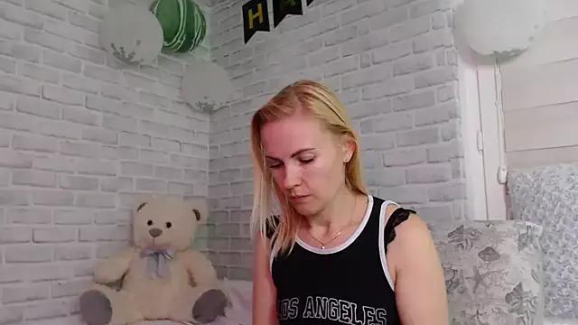 Eyes_Angel from StripChat