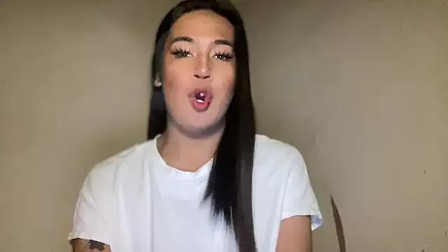 fallon_empress143 on StripChat 